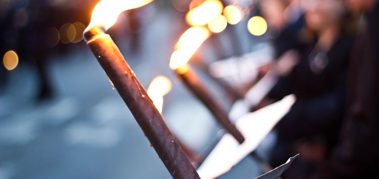 Evening walk by torchlight through Going