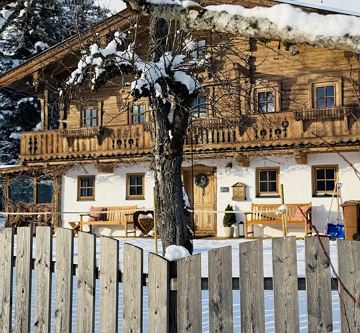 Kaisergattern mit Baum