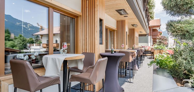 Greil Champagnerlounge Aussen