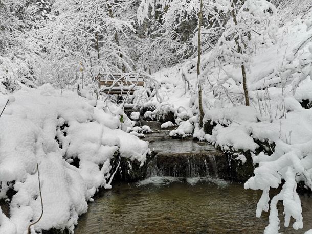 Scheffau_GlasklareBäche_Winterrunde_2021_TVB Wilder Kaiser (14).jpg