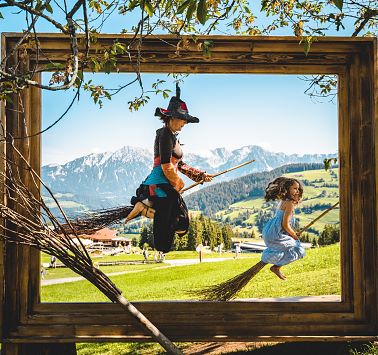 Mountain adventure worlds