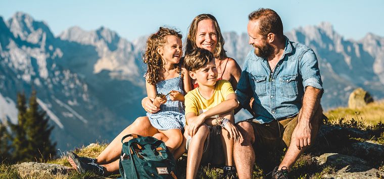 7 Mountain Adventure Worlds